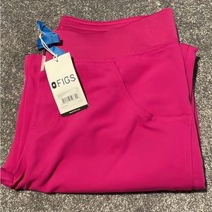 Figs-Small Petite Raspberry Shorbet